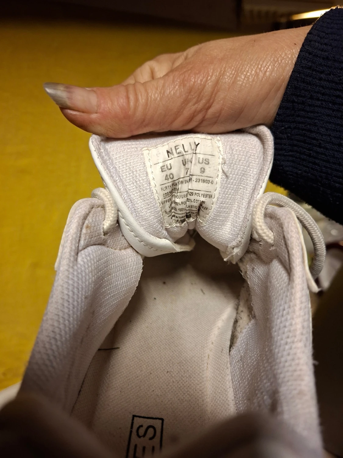 Vita sneakers med platt sula - 5