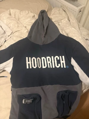 Hoodrich hoodie  - Använt två tre gånger 