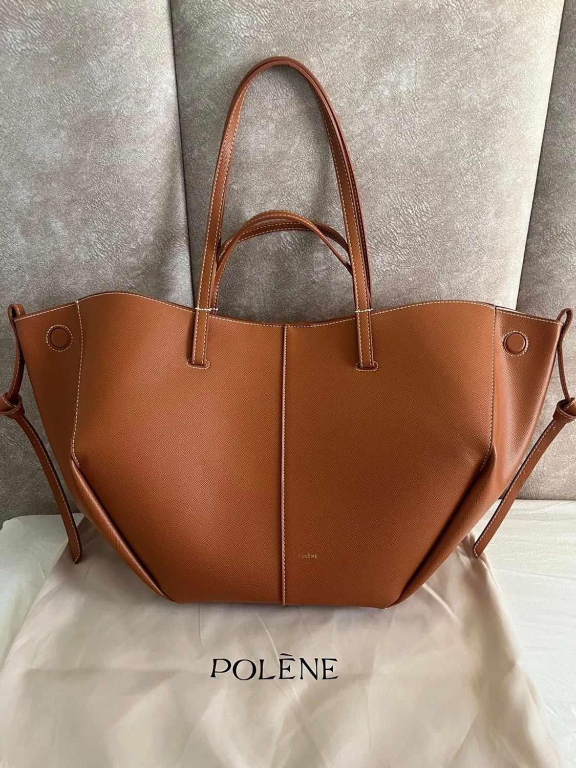 Brun shoppingväska från Polène
