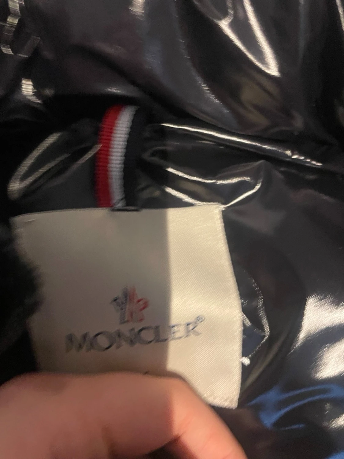 Svart pufferväst från Moncler - 1