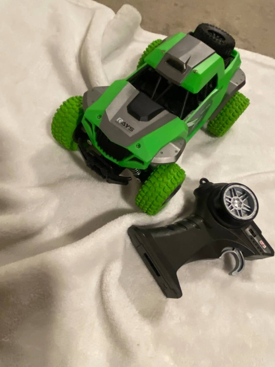 Ingen väst syns på bilderna - 5