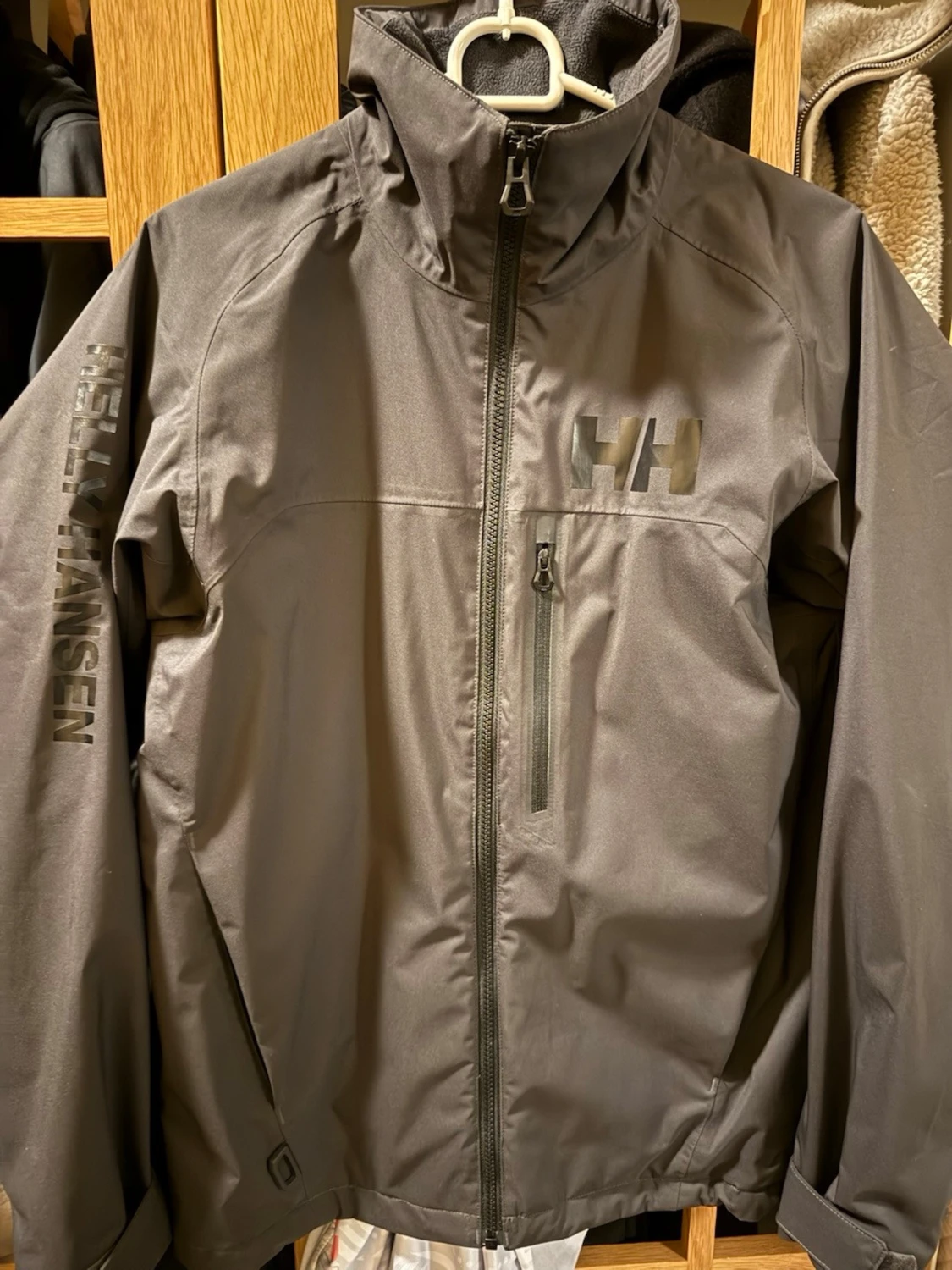 Svart vindjacka Helly Hansen S