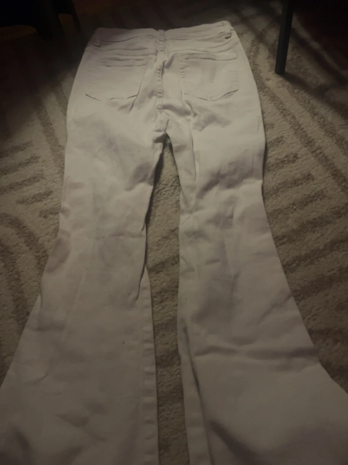 Vita bootcut jeans från SHEIN - 3