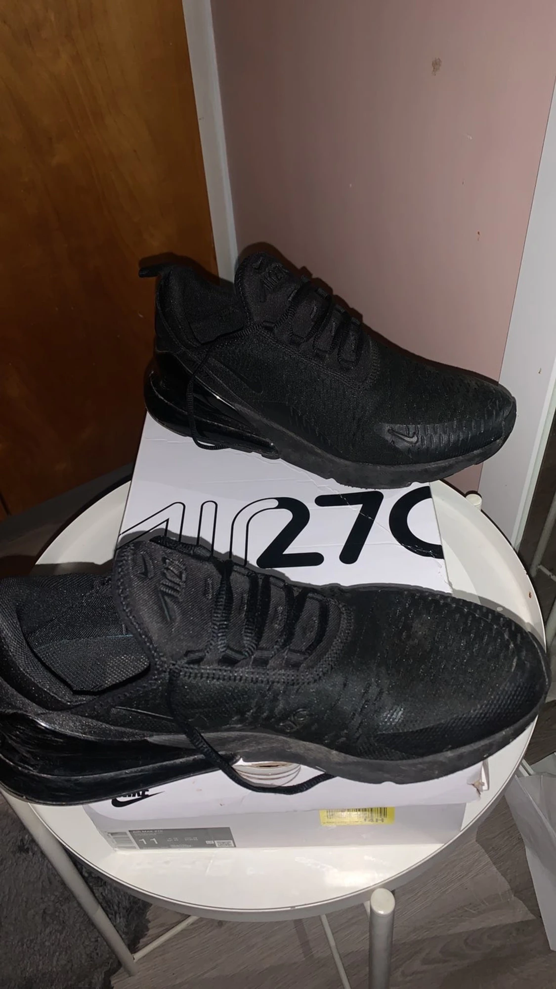 Nike Air Max 270 helsvarta sneakers