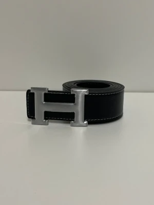 Herme's Bälte  - Helt nytt aldrig använd. Storlek 110cm. Snabb frakt 