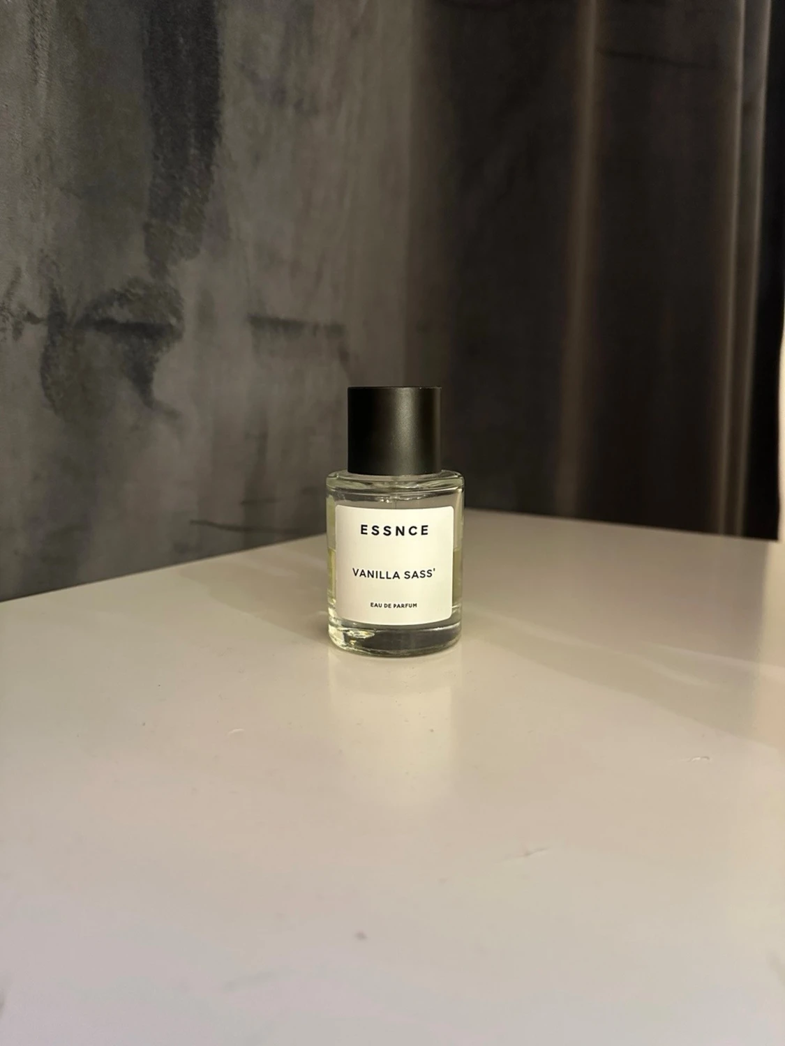 Essence Vanilla sass parfym  - 1