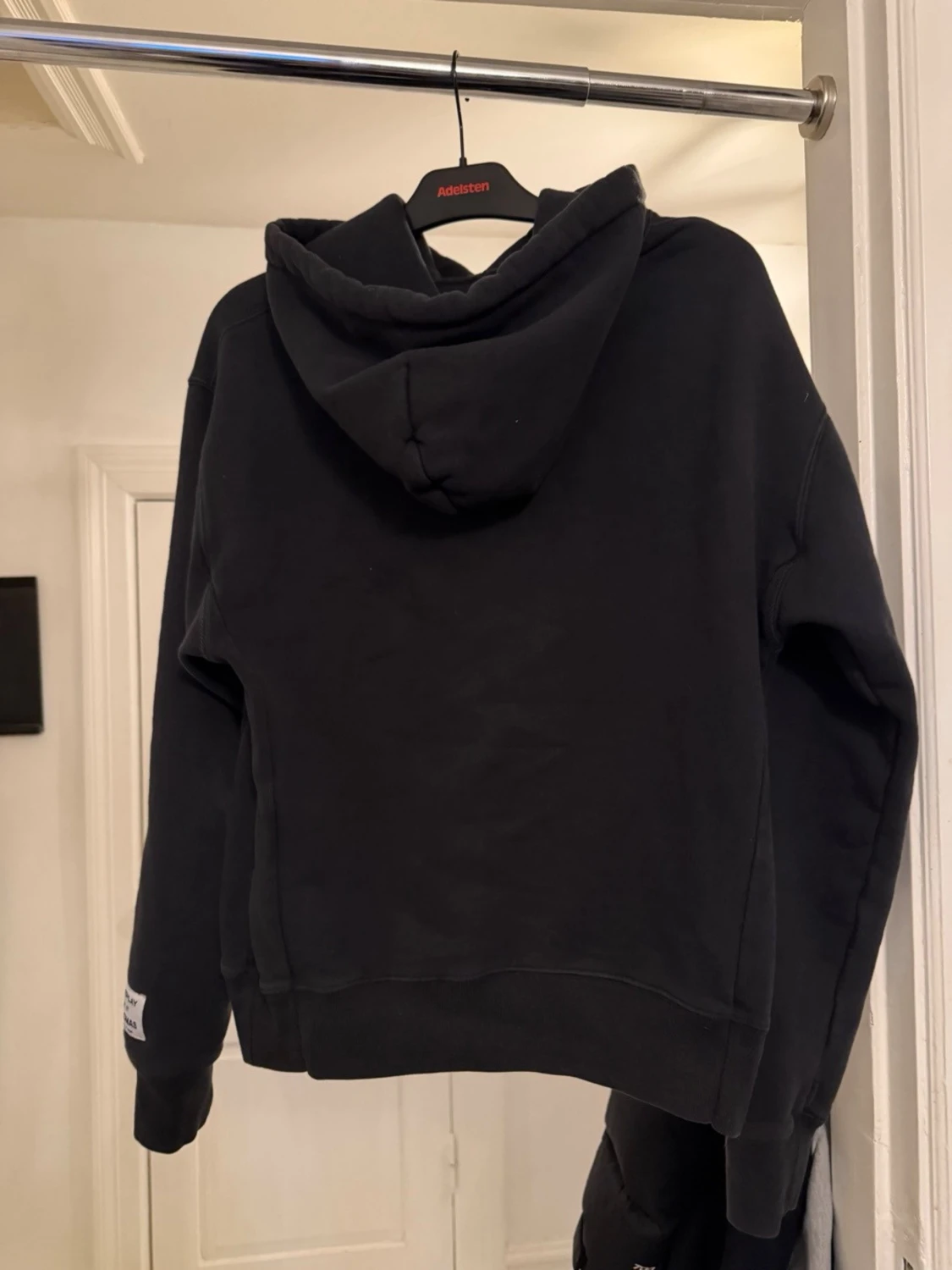 Svart hoodie från Gallery Dept. - 2