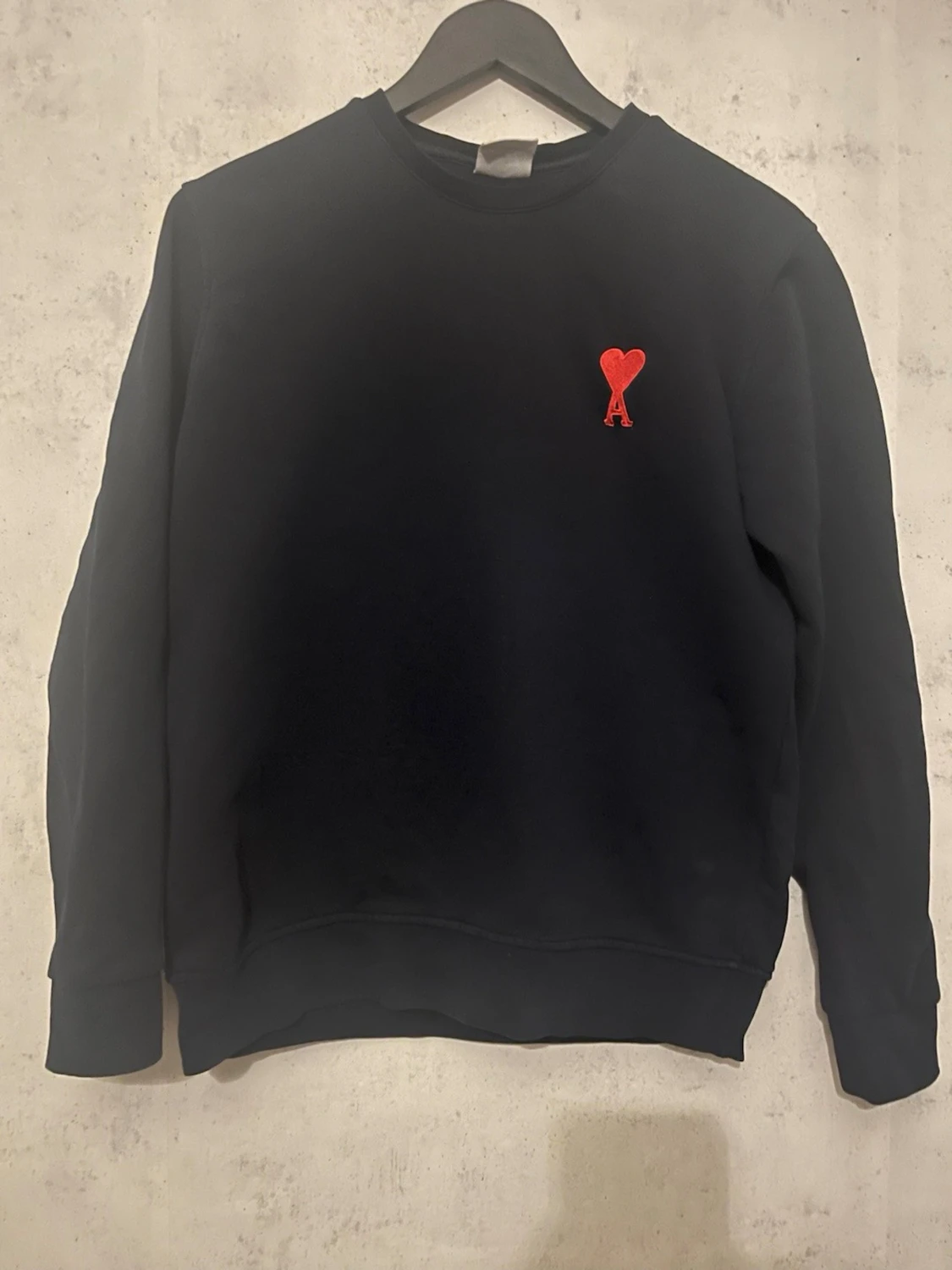 Mörkblå Ami Paris tröja