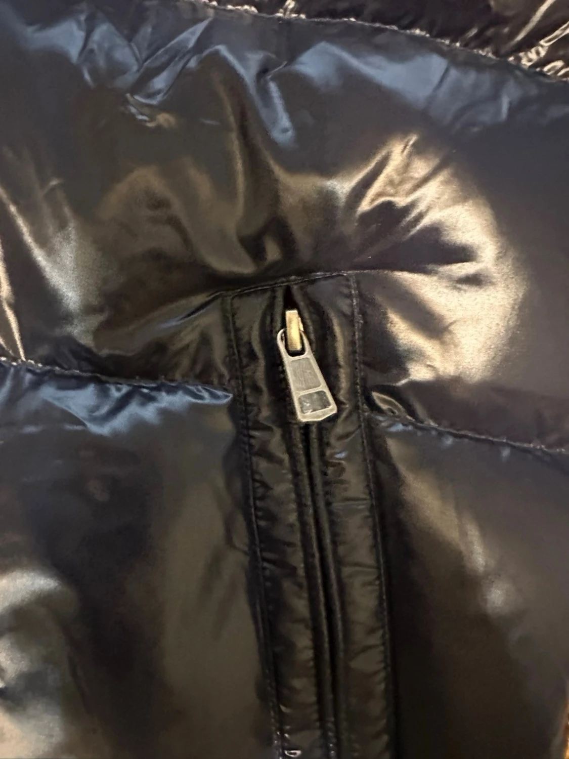 NFC fungerar Svart dunjacka med huva från Moncler - 6