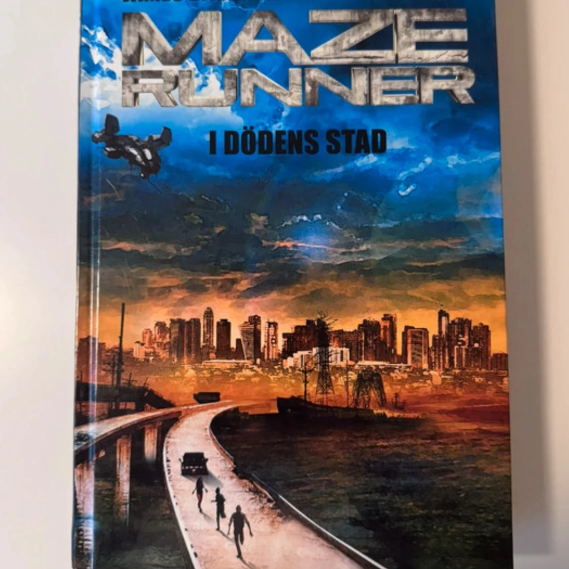 Maze Runner-trilogin: I dödens labyrint, I vansinnets öken, I dödens stad - 3