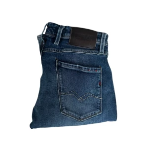 Replay Anbass jeans  - Replay Anbass jeans, storlek 30/34🙌🏼 mörkblåa! 