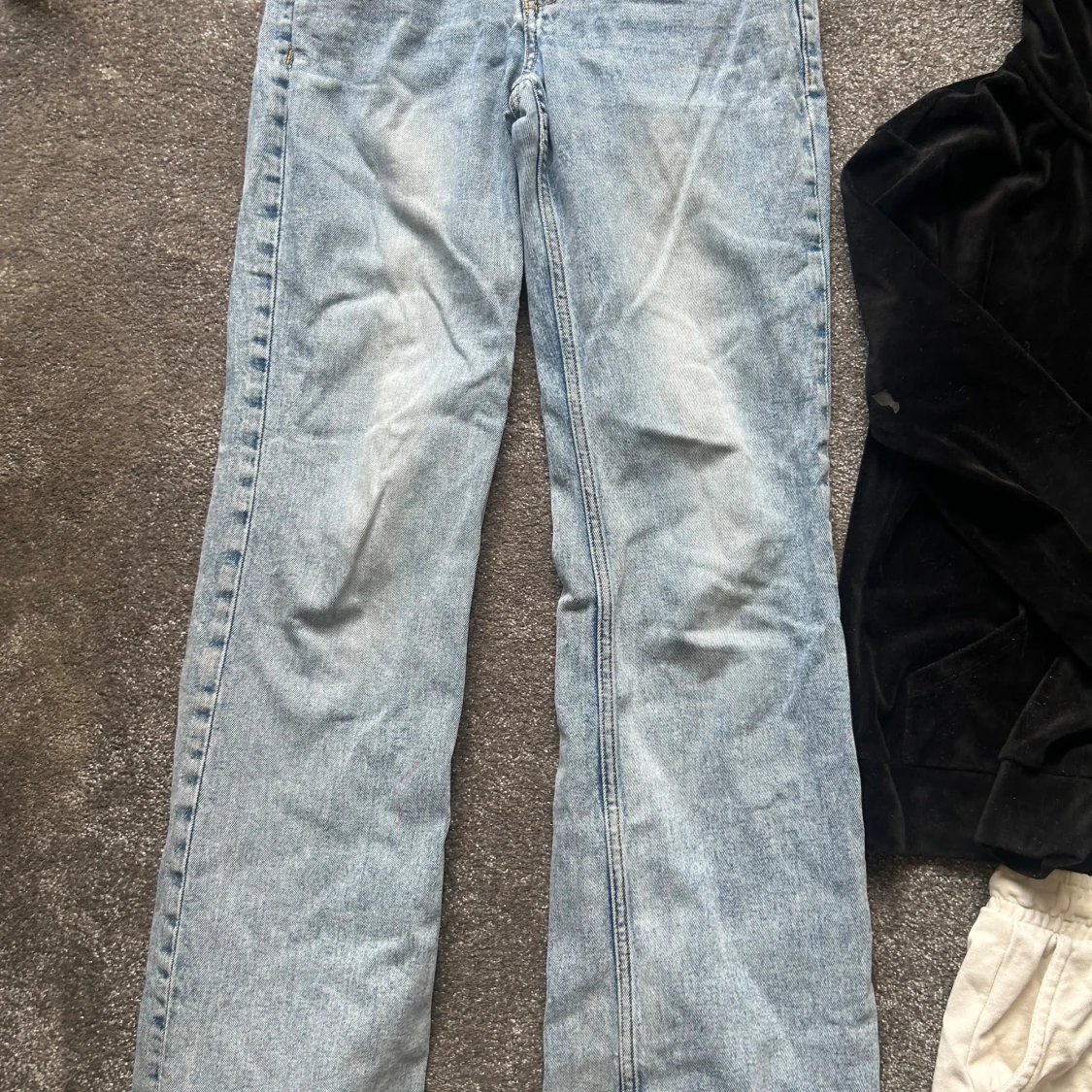 Olika kläder från H&M för bra pris OBS dm för info - 2