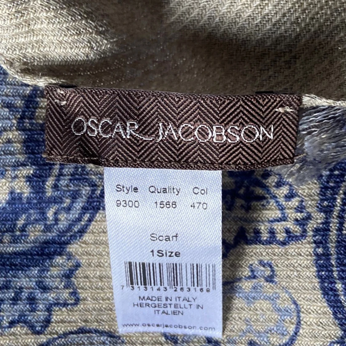 Beige-blå paisleyscarf Oscar Jacobson