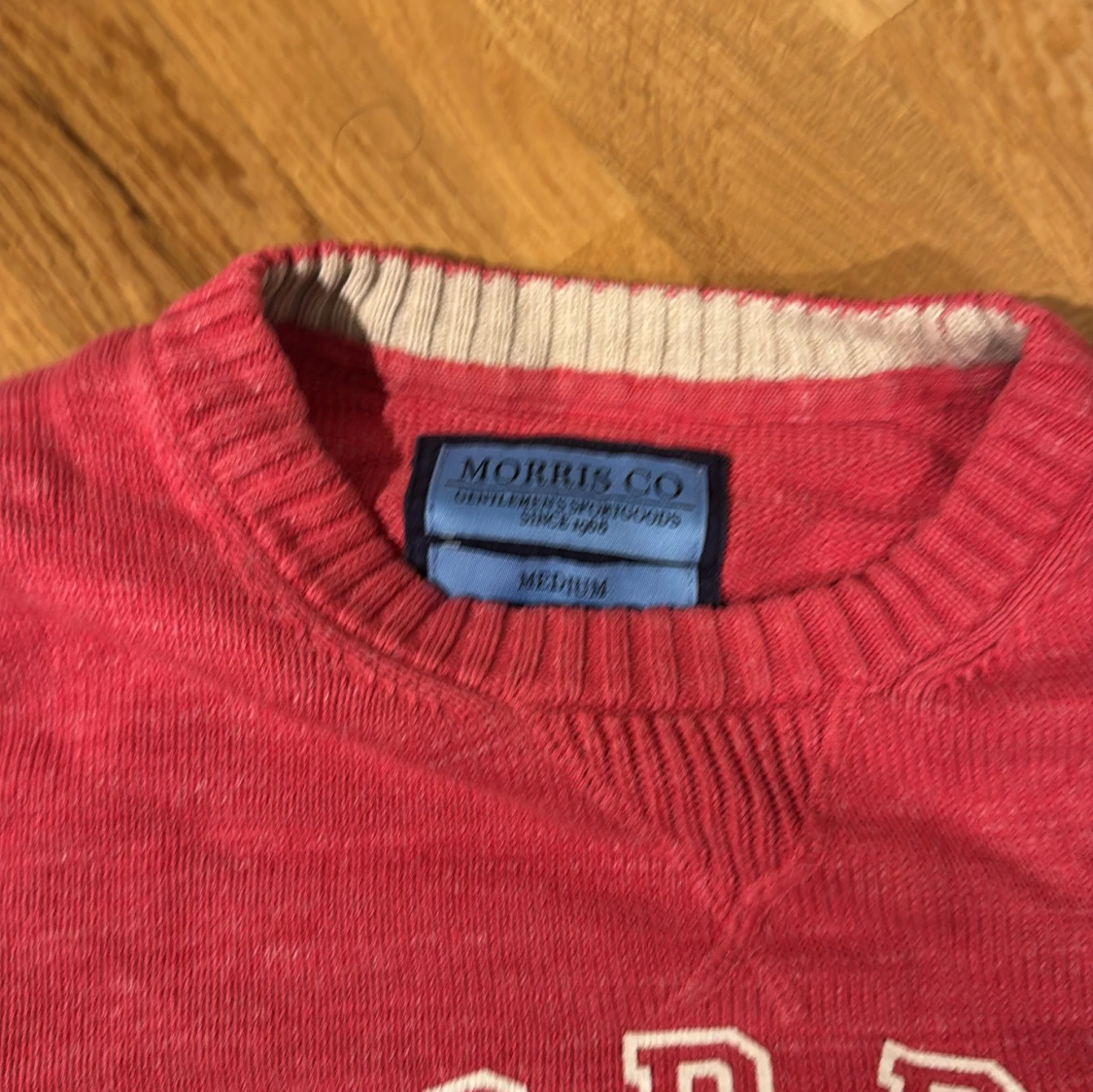 Röd stickad tröja från Morris Co - 1
