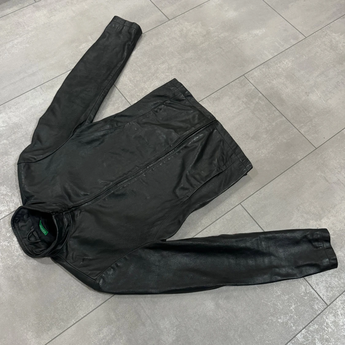 Beneton läder jacka  - 1