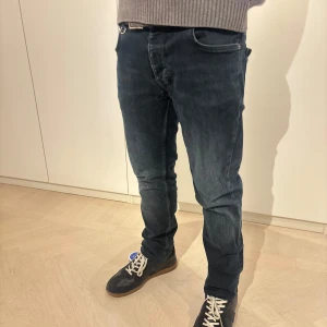 Neuw Jeans - Otroligt feta jeans ifrån Neuw med en lätt tvätt,      pris kan diskuteras!