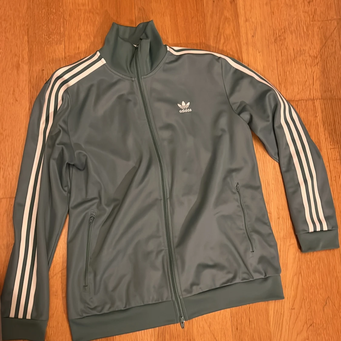 Adidas - 1