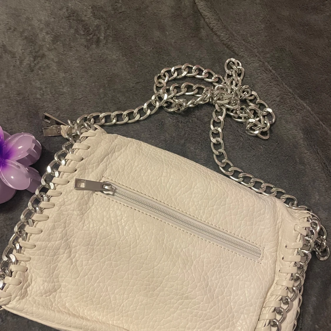 Vit läder väska tiamo - 2