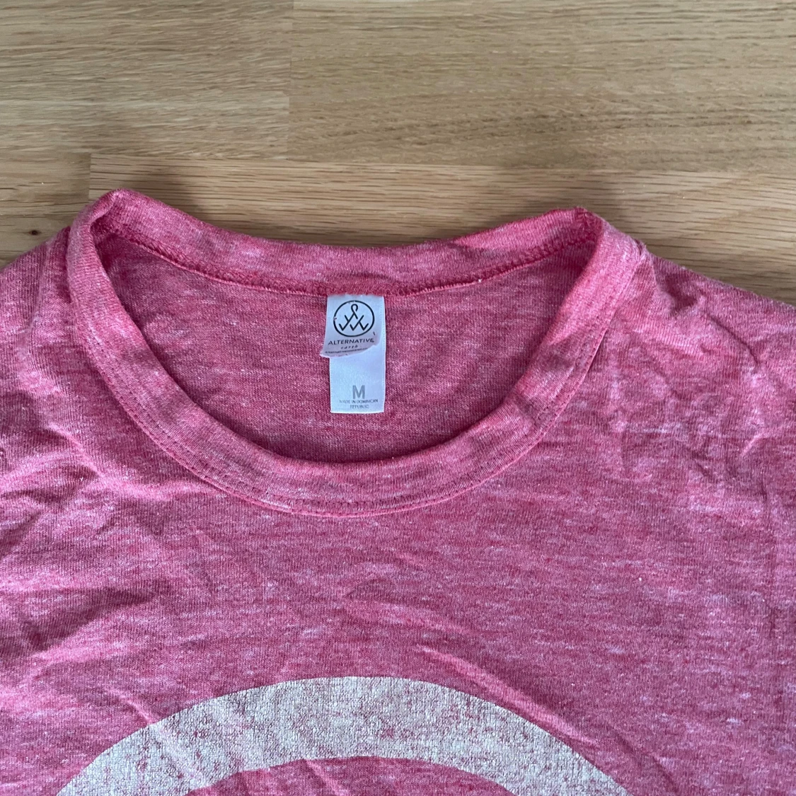 Rosa Coney Island t-shirt från Alternative - 1