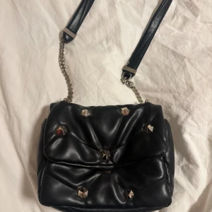 Söt väska - Väska från zara som inte kommer till användning 