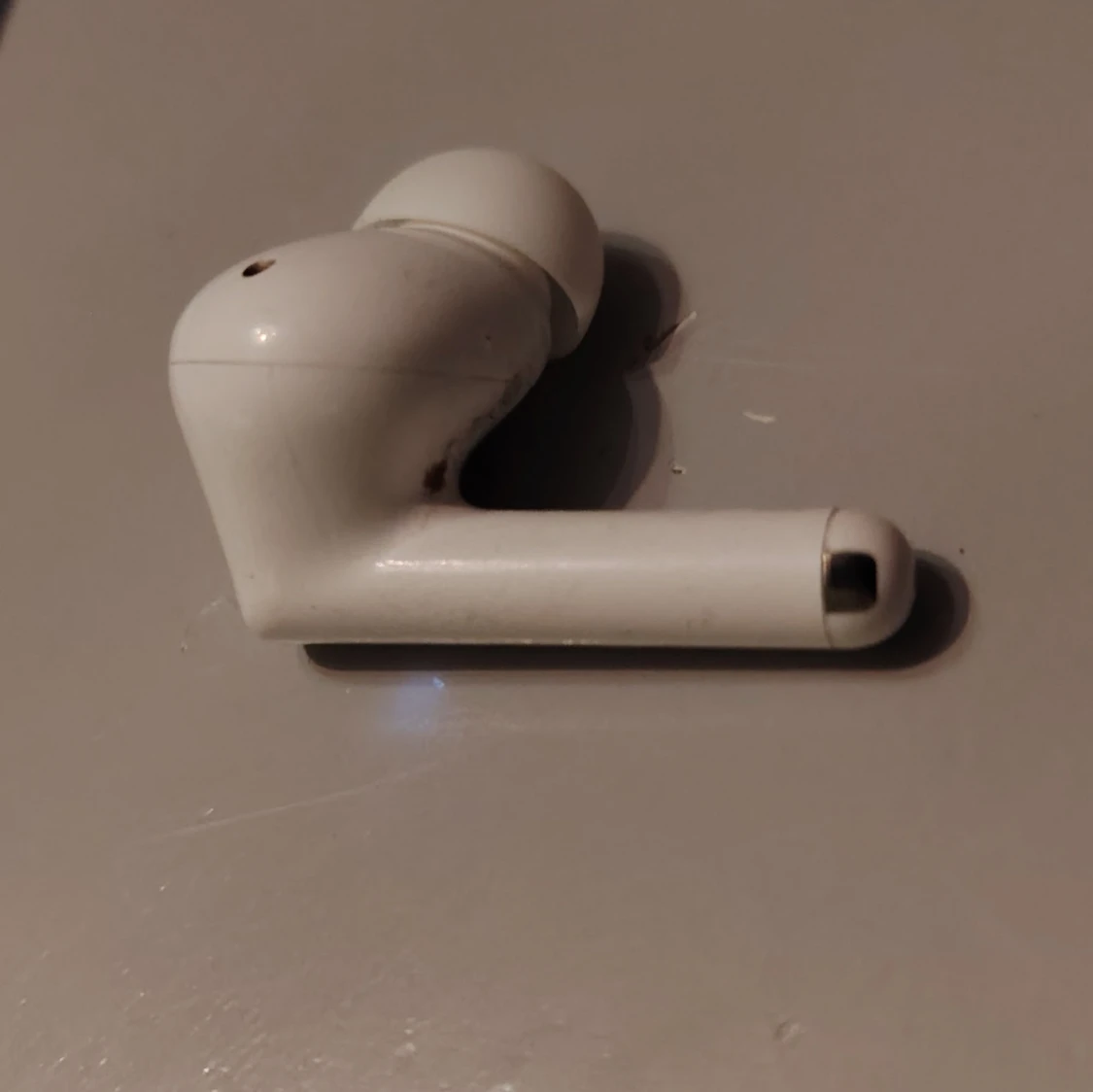 FL True Wireless Pro Hörlurar med buetooth, docka och USB-C laddning - 1