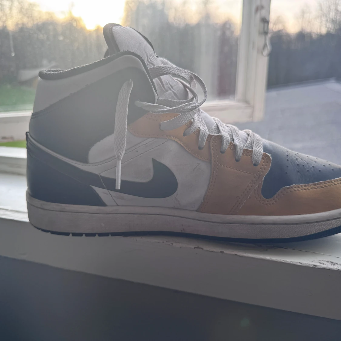 Nike Air Jordan 1 Mid Yellow Ochre - 4