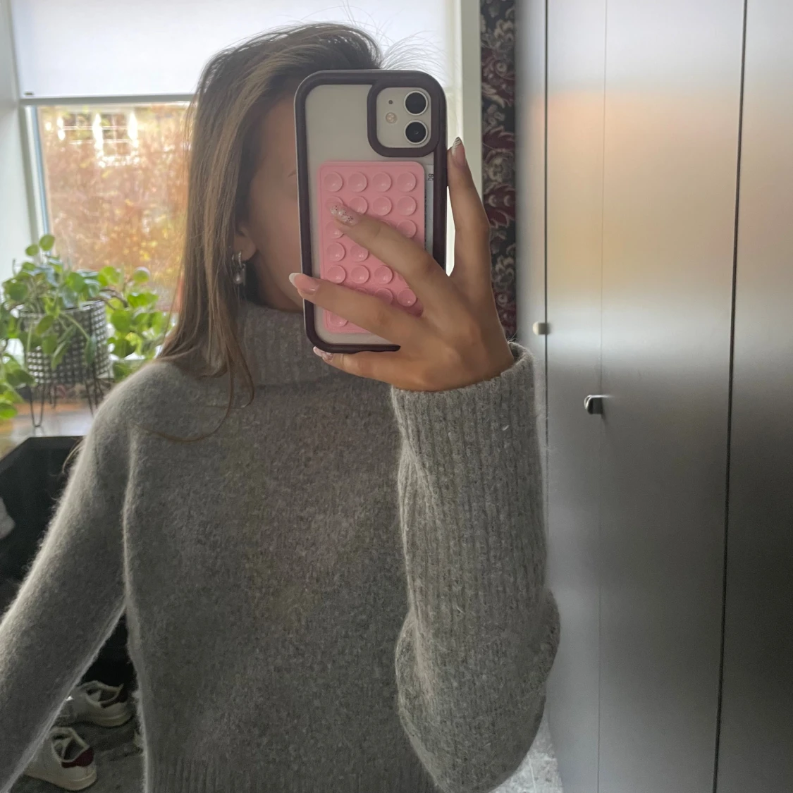 Grå polotröja i ull