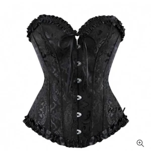 Svart korsett  - Säljer den populära korsetten som är perfekt till halloween. Helt i nyskick från fyndiq (nypris 220kr), säljer då den inte kommer komma till användning💗💗