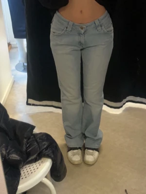 Lågmidjade Lee jeans - Super snygga Lee jeans som är Lågmidjade💕pris går att diskutera vid snabb affär💕