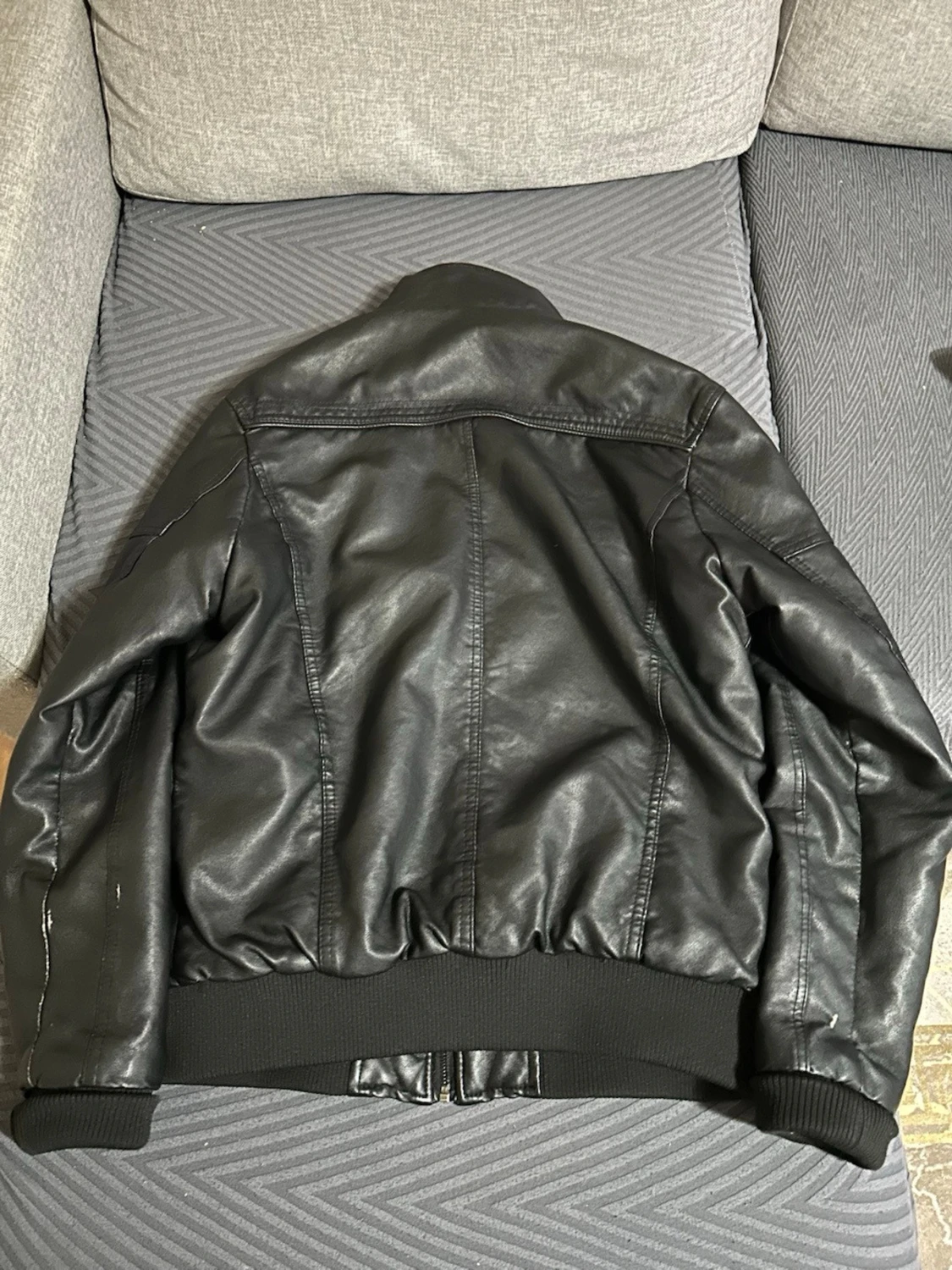 Svart skinnjacka från Forex, M - 2