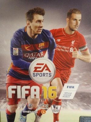 FIFA 16 PS4 - FIFA 16 till PlayStation 4. Fotbollsspel med över 12 000 spelare, officiella ligor och Ultimate Team-läge. Skivan och fodralet ser ut att vara i gott skick, inga synliga repor eller skador.