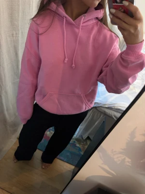 Hoodie  - Superfin bubbelgummsrosa hoodie 💖💖💖