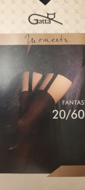 Helt nya strumpbyxor str M  - Helt nya sexi strumpbyxor från Gatta storlek M 