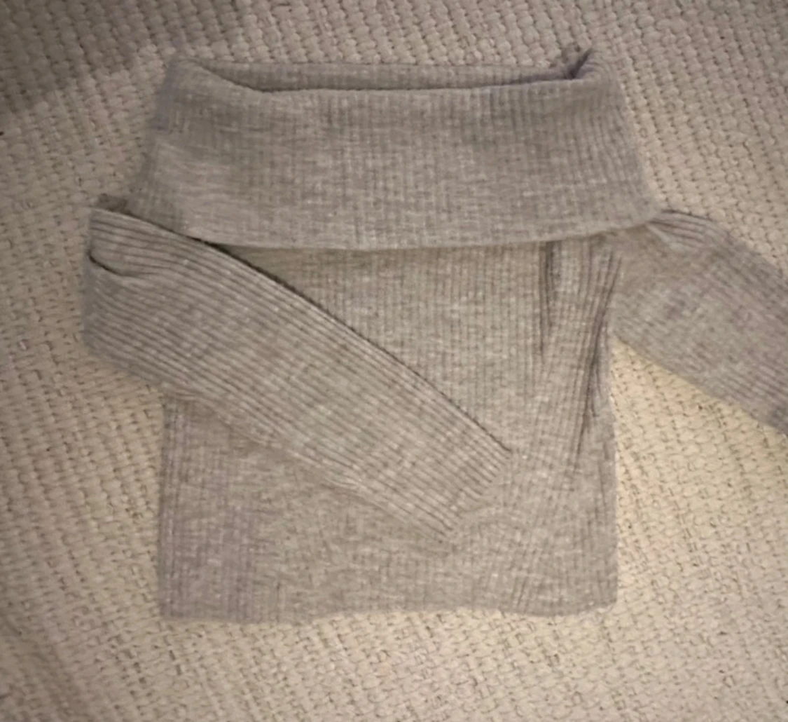 Offshoulder tröja! - 2