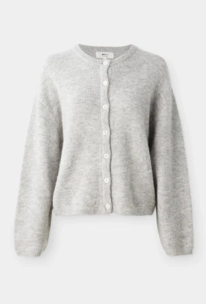 Grå stickad kofta från gina - Skitsnygg stickad kofta, använd några enstaka gånger