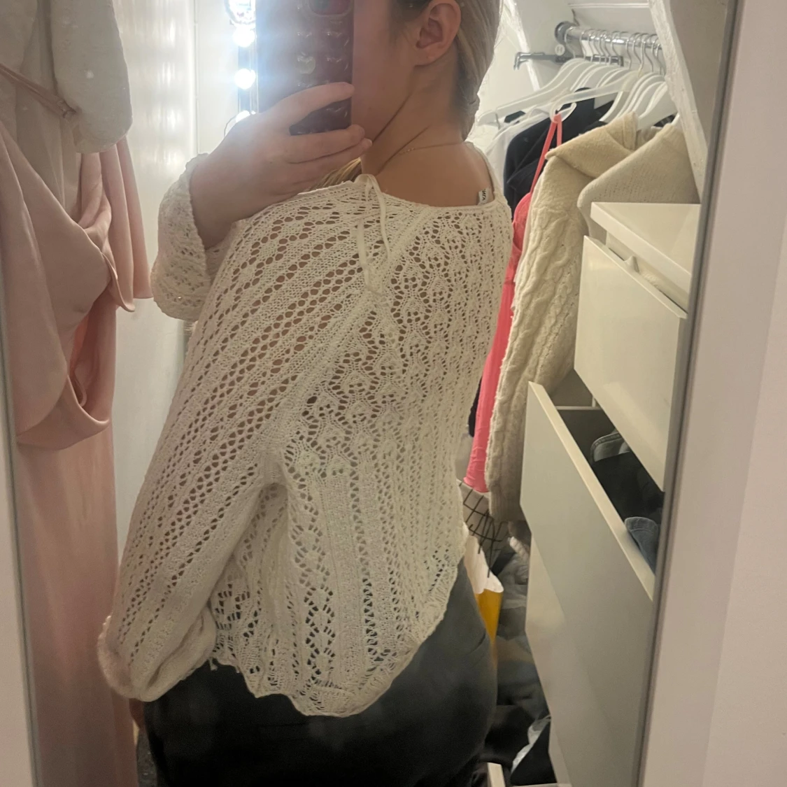 Vit virkad croppad blus - 1