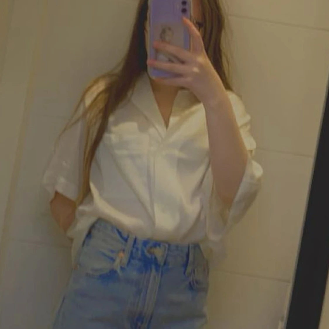 Vit kortärmad skjorta  - 1