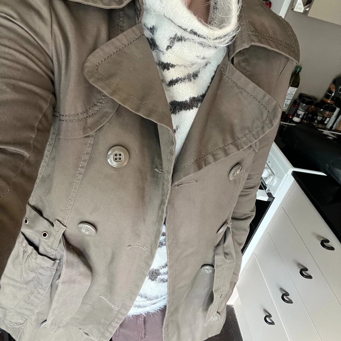 Brun trenchcoat från Vero Moda - 1