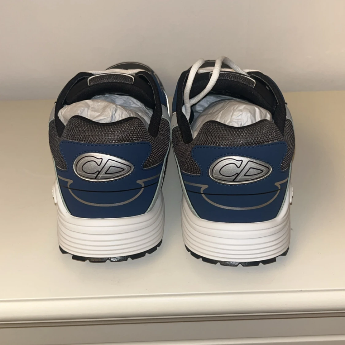  sneakers i blått och grått - 4