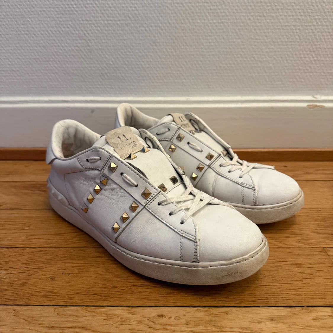 Valentino rockstud sneakers  - 2