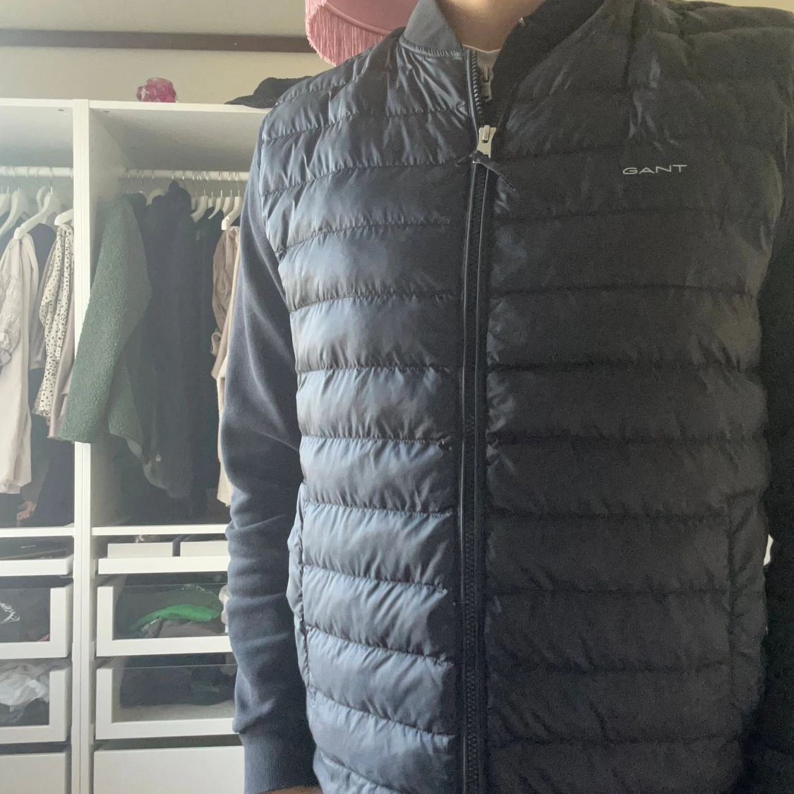 Svart dunväst från Gant - 2