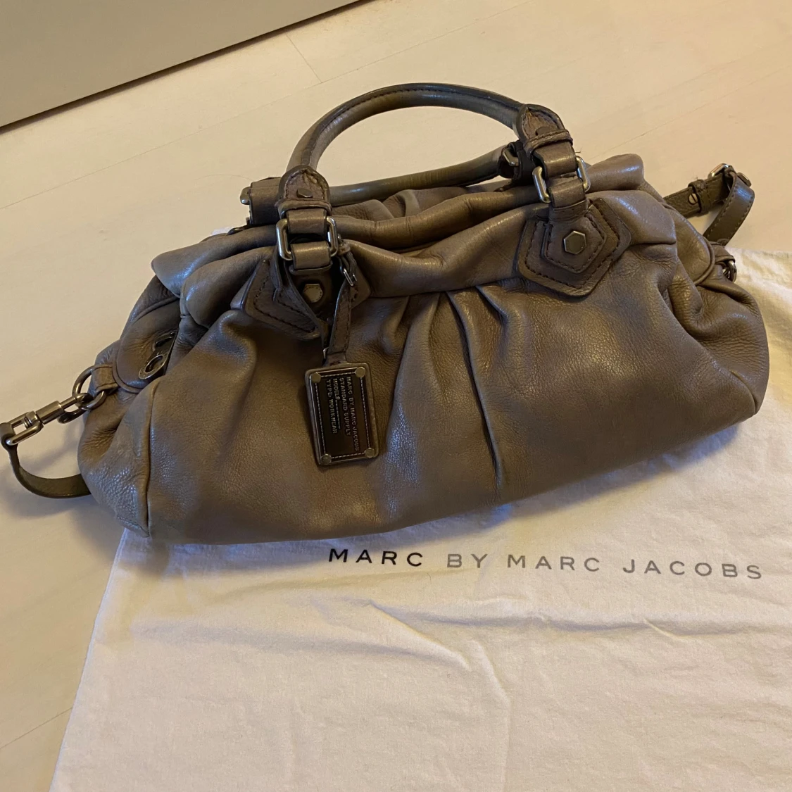 Grå handväska Marc by Marc Jacobs - 2