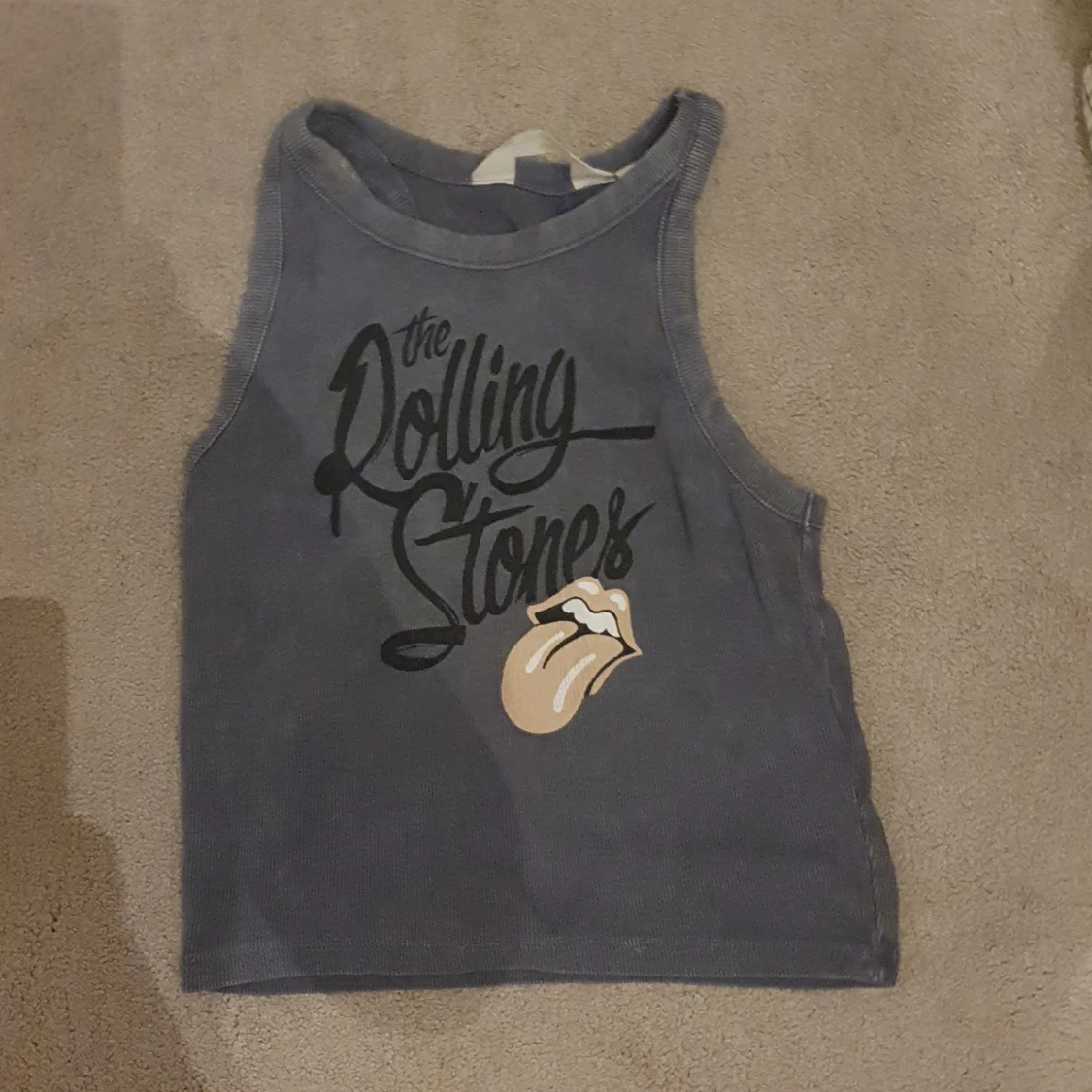 Rolling Stones ribbad linnetopp H&M