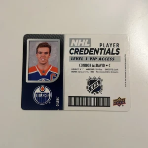 Connor McDavid hockeykort - Special hockey kort med Connor McDavid ifrån upperdeck 2017/18