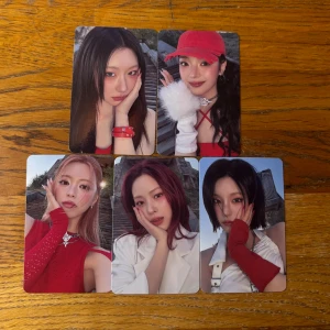 Itzy Pob sett  - Pre order benefit photocard sett från Itzy- Girls Will Be Girls special edition album