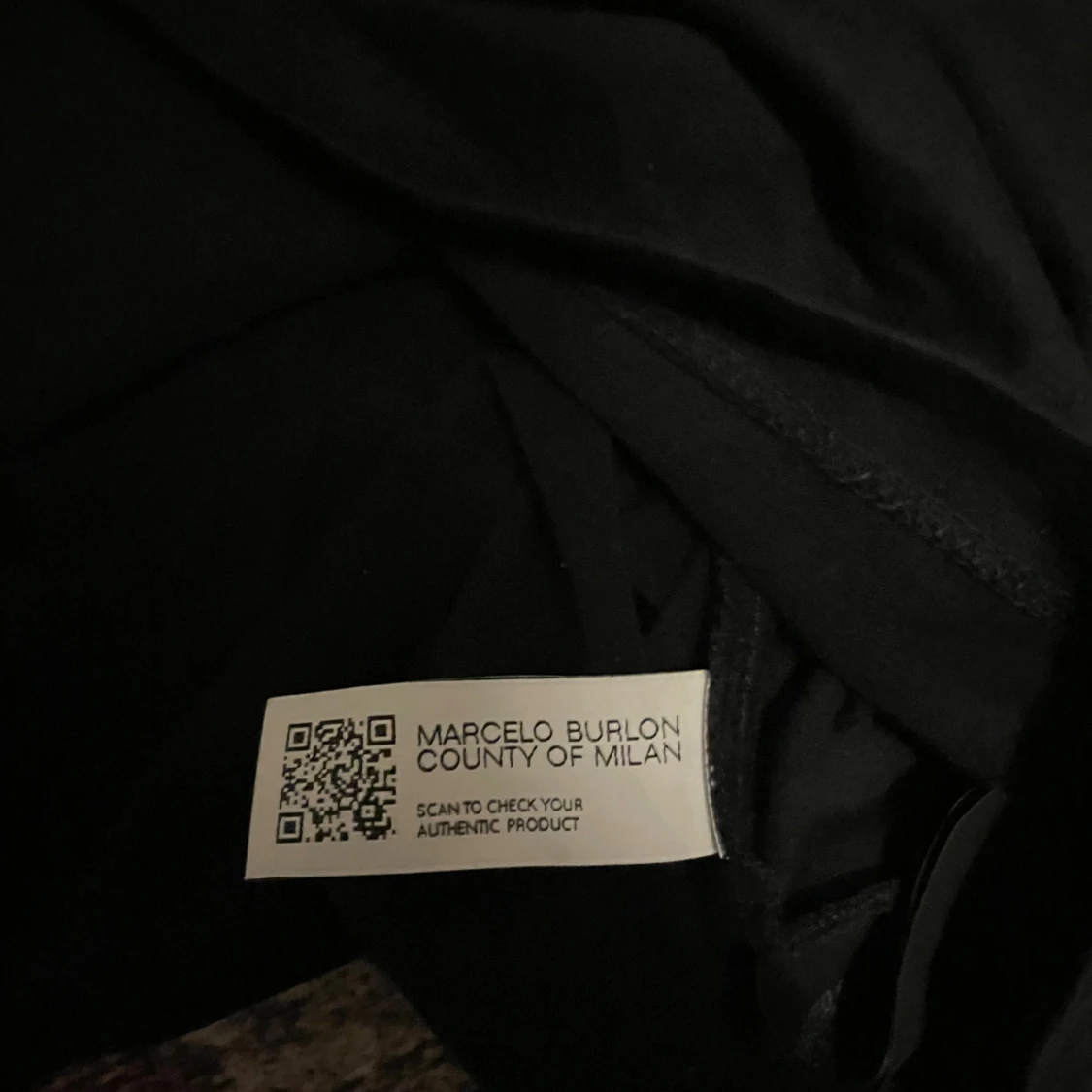 Svart tröja med blått vingtryck Marcelo Burlon - 2