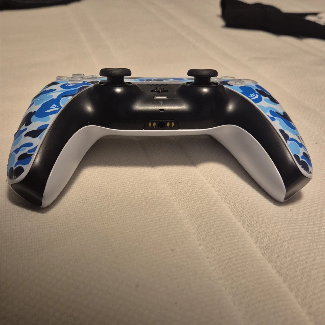 PlayStation 5 DualSense Controller Blue Camo - 3