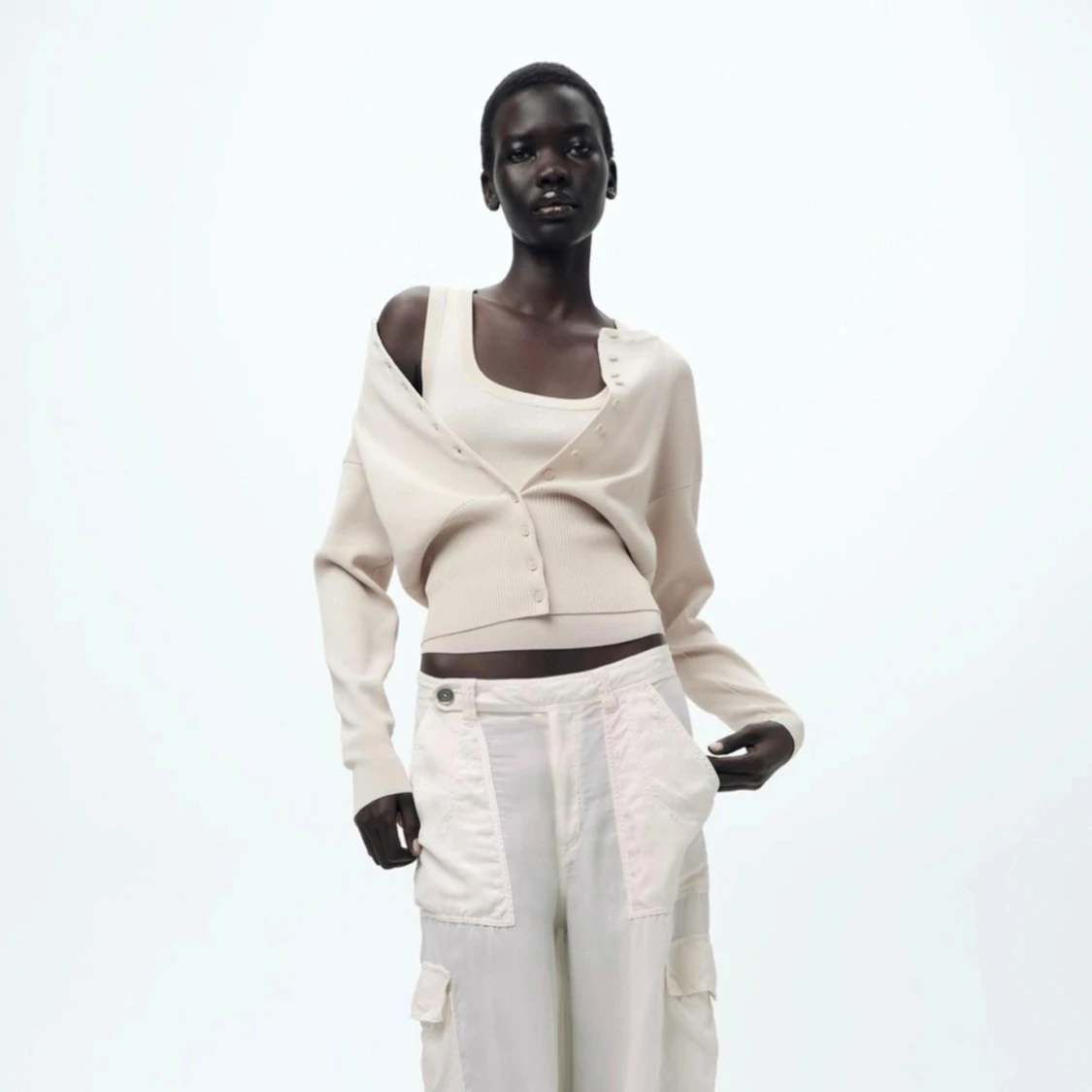 Åtsittande kofta - 91