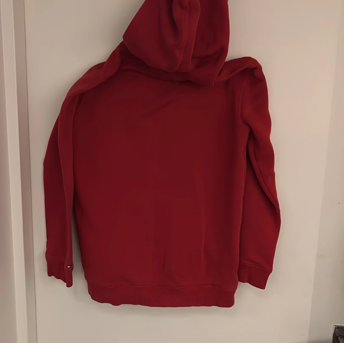 Röd hoodie Tommy Hilfiger XL - 3