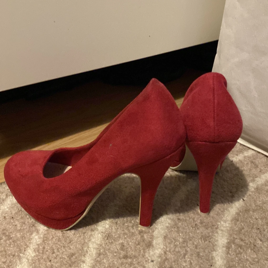 Röda mockapumps från Din Sko - 2